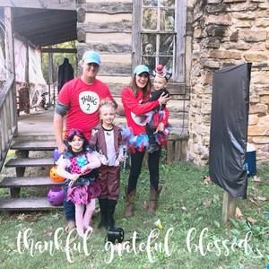 Meet your Posher, Kara